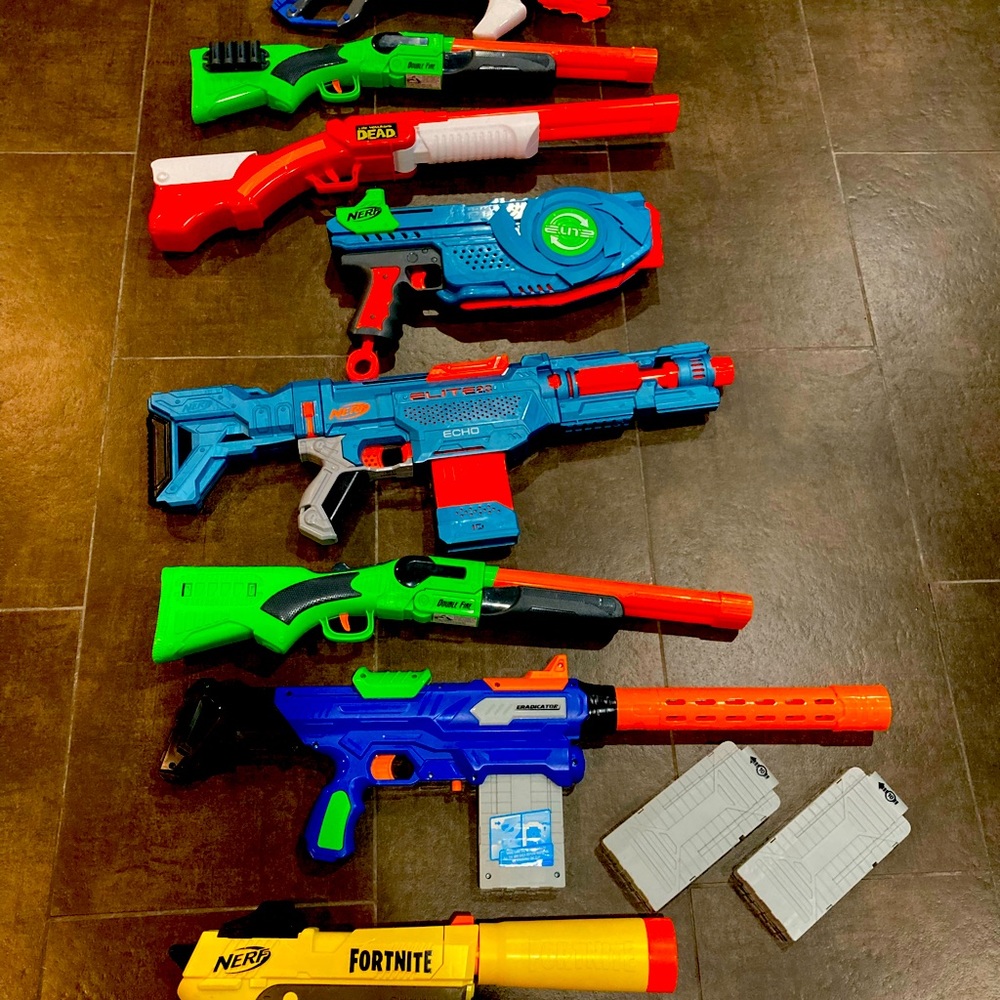 Nerf guns - lot of 8